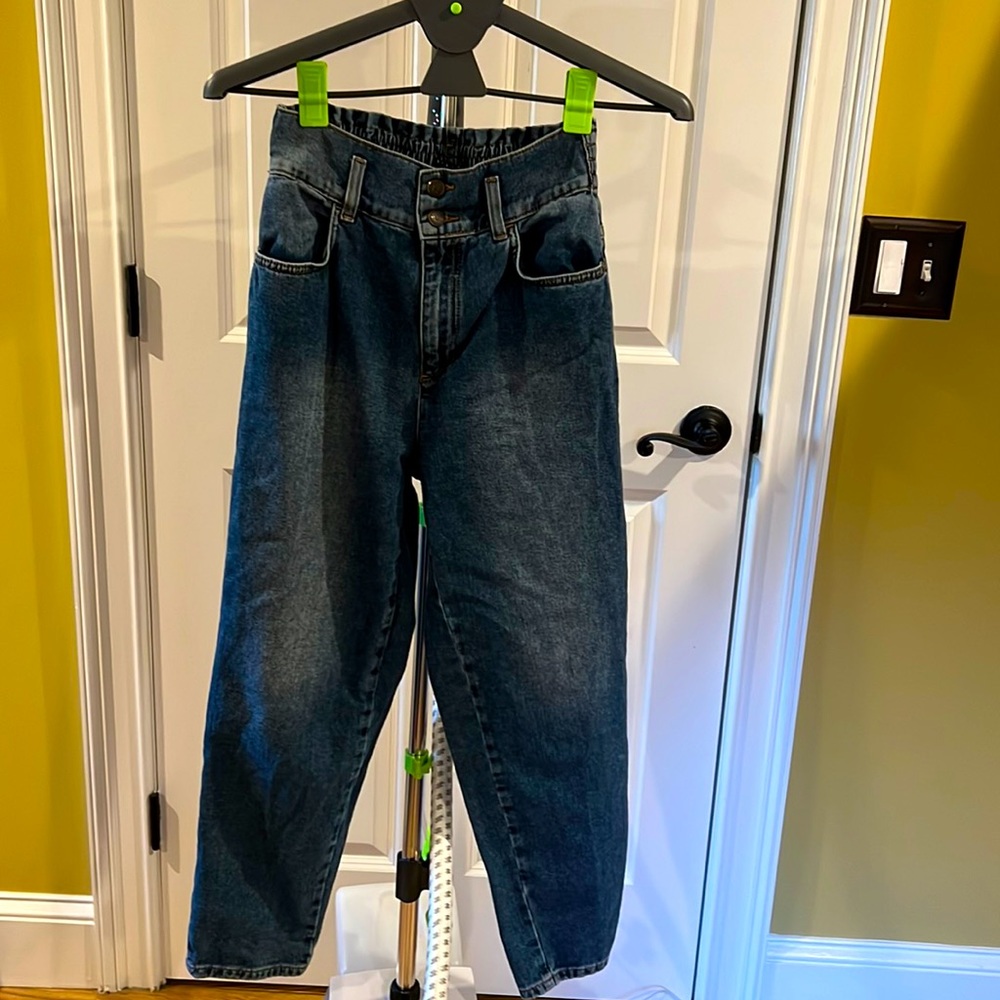 100% cotton High waist barrel jean - waistband